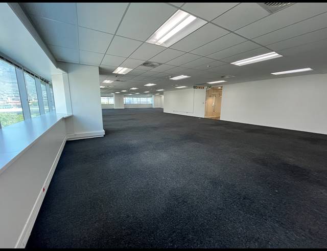 450M² OFFICE TO LET IN CAPE TOWN CITY CENTRE